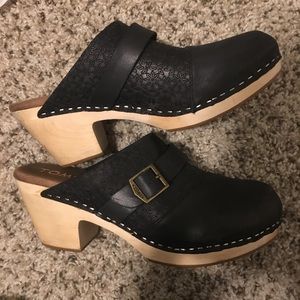 Toms Shoes - TOMS Elisa Clogs Toms Shoes - TOMS Elisa Clogs